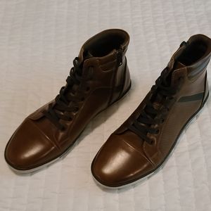 Kenneth Cole High Top Sneaker